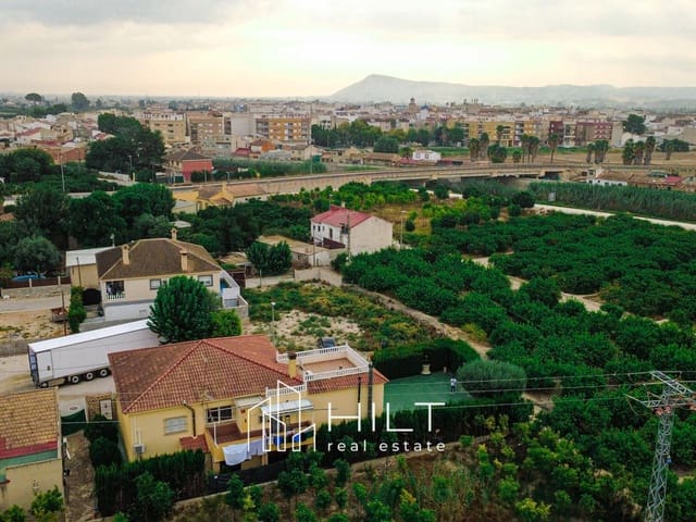 4 sovrum Villa till salu i Orihuela med garage - 299 999 € (Ref: 9193548)