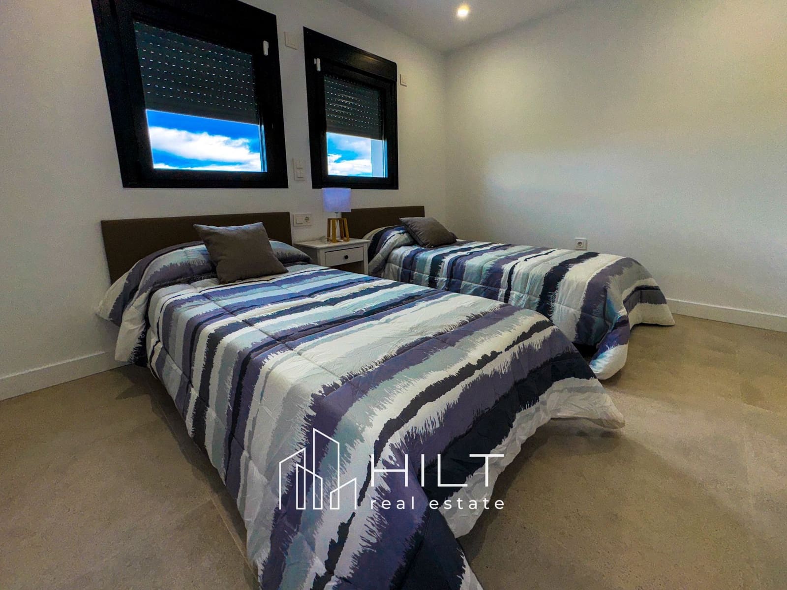 3 soveværelse Villa til salg i La Pinilla med swimmingpool garage - € 244.599 (Ref: 9200294)