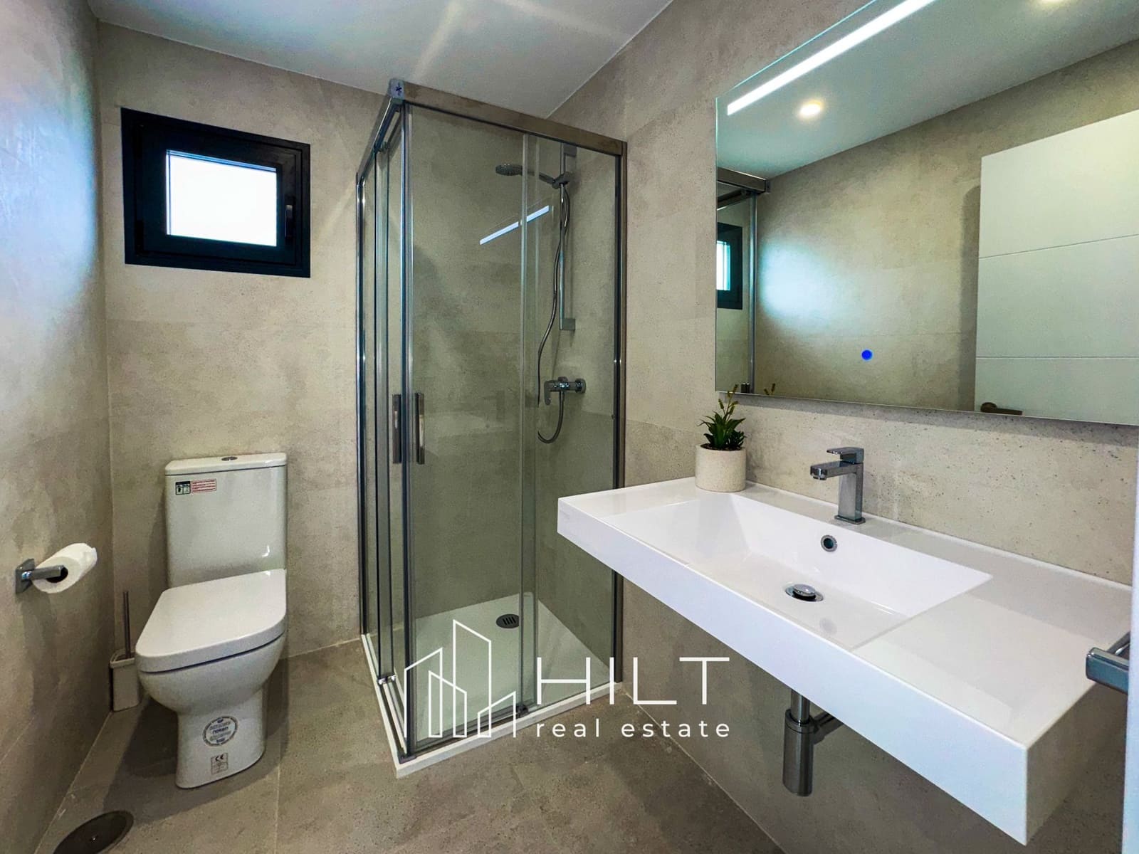 3 soveværelse Villa til salg i La Pinilla med swimmingpool garage - € 244.599 (Ref: 9200294)