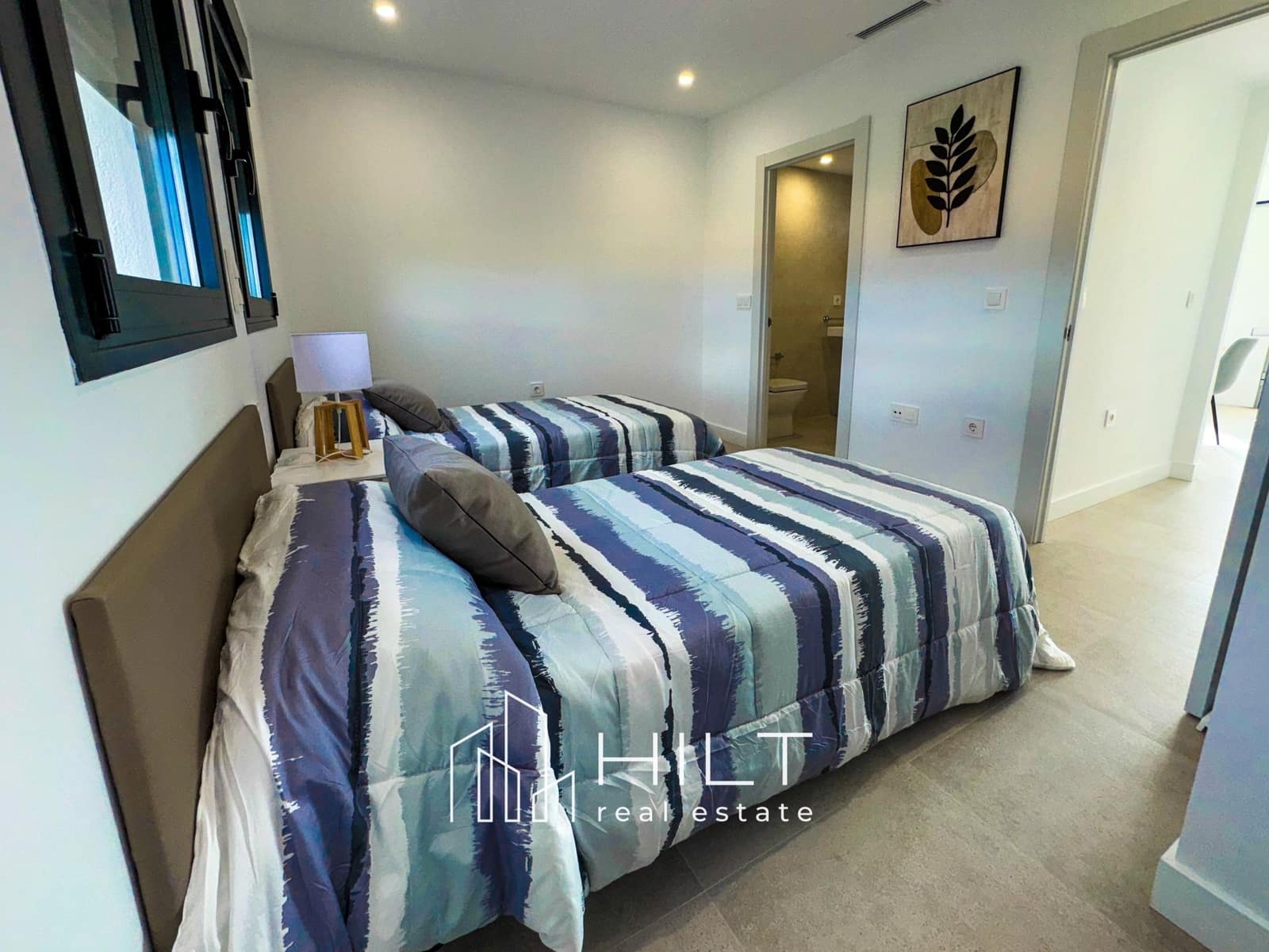 3 soveværelse Villa til salg i La Pinilla med swimmingpool garage - € 244.599 (Ref: 9200294)