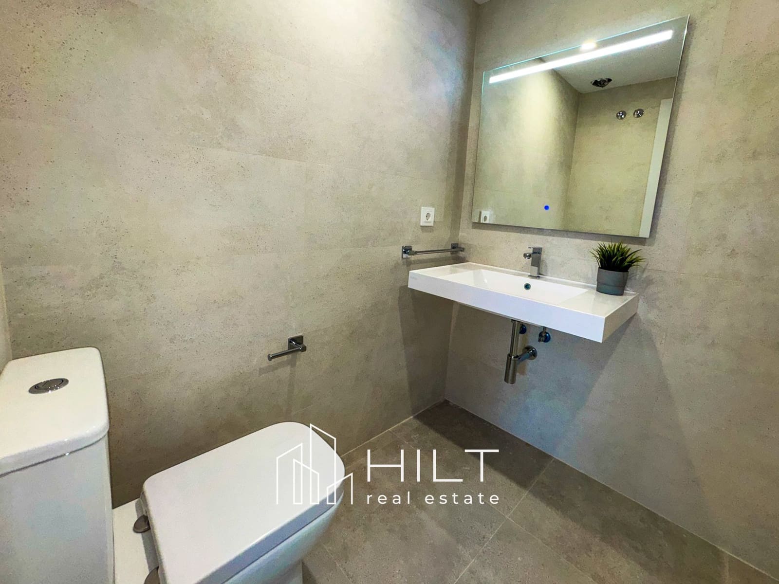 3 soveværelse Villa til salg i La Pinilla med swimmingpool garage - € 244.599 (Ref: 9200294)