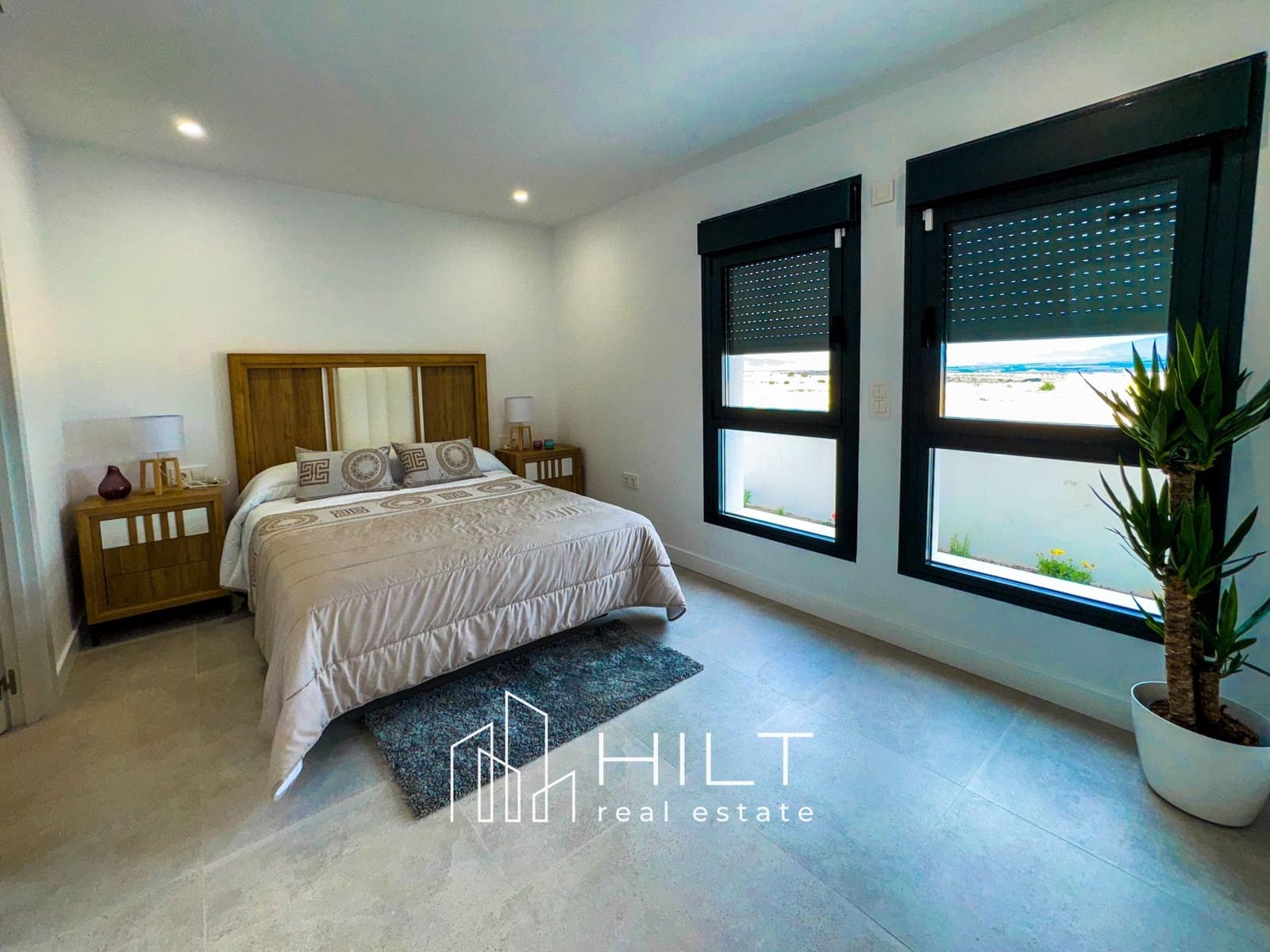 3 soveværelse Villa til salg i La Pinilla med swimmingpool garage - € 244.599 (Ref: 9200294)