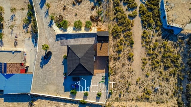 3 sovrum Villa till salu i Fortuna med garage - 264 799 € (Ref: 9239612)