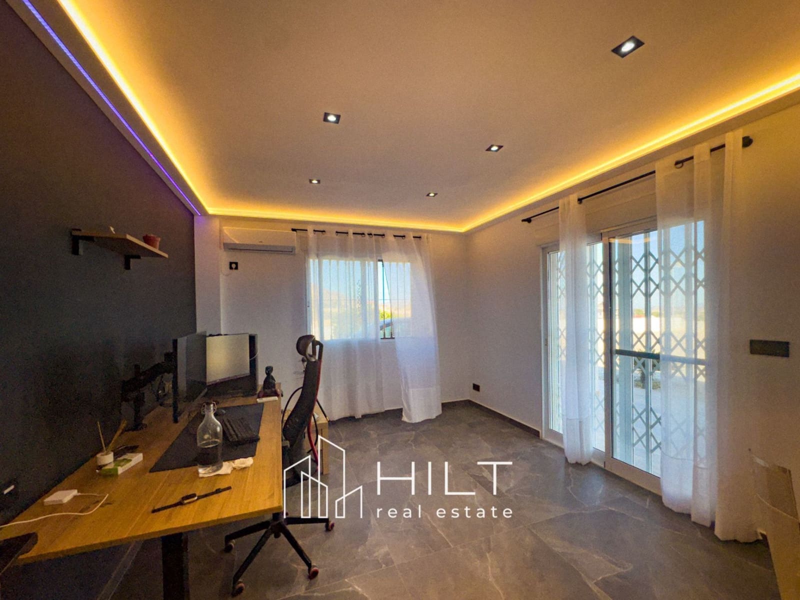 3 makuuhuone Huvila myytävänä paikassa Fortuna mukana 
autotalli - 264 799 € (Ref: 9239612)