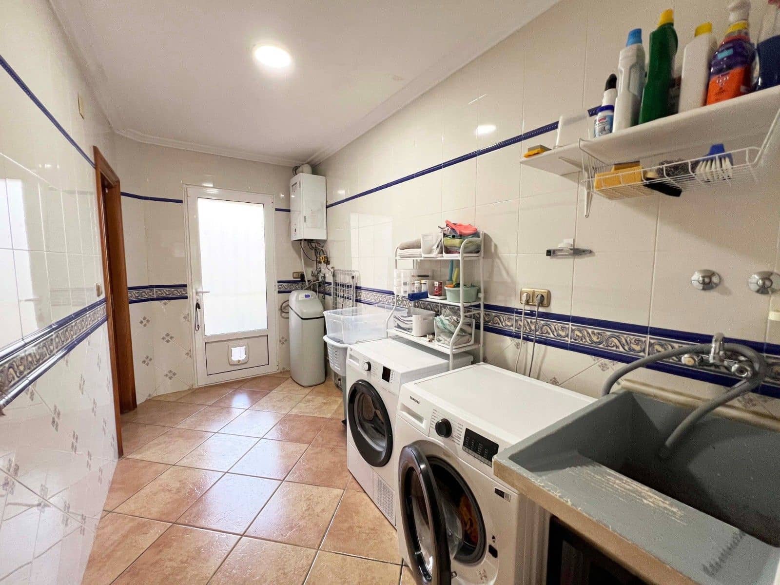 5 soveværelse Villa til salg i Hondon de los Frailes med swimmingpool garage - € 369.550 (Ref: 9269197)