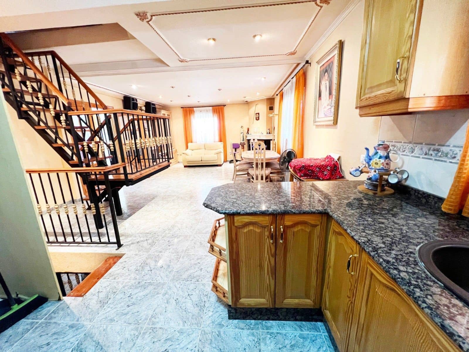 4 slaapkamer Villa te koop in La Romana met zwembad - € 320.000 (Ref: 9269199)