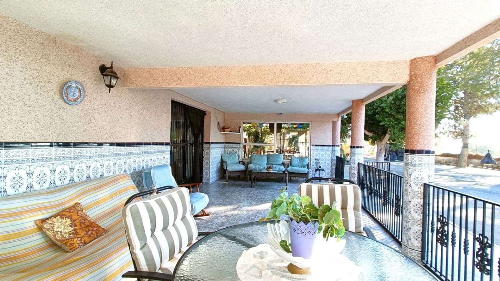 4 bedroom Villa for sale in La Romana with pool - € 320,000 (Ref: 9269199)