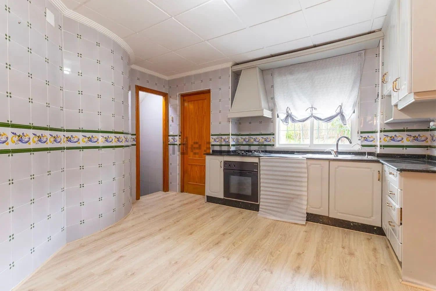 5 bedroom Villa for sale in Orihuela with pool garage - € 369,999 (Ref: 9346890)