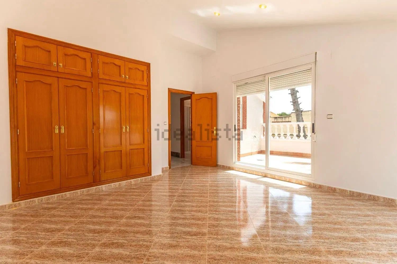 5 bedroom Villa for sale in Orihuela with pool garage - € 369,999 (Ref: 9346890)