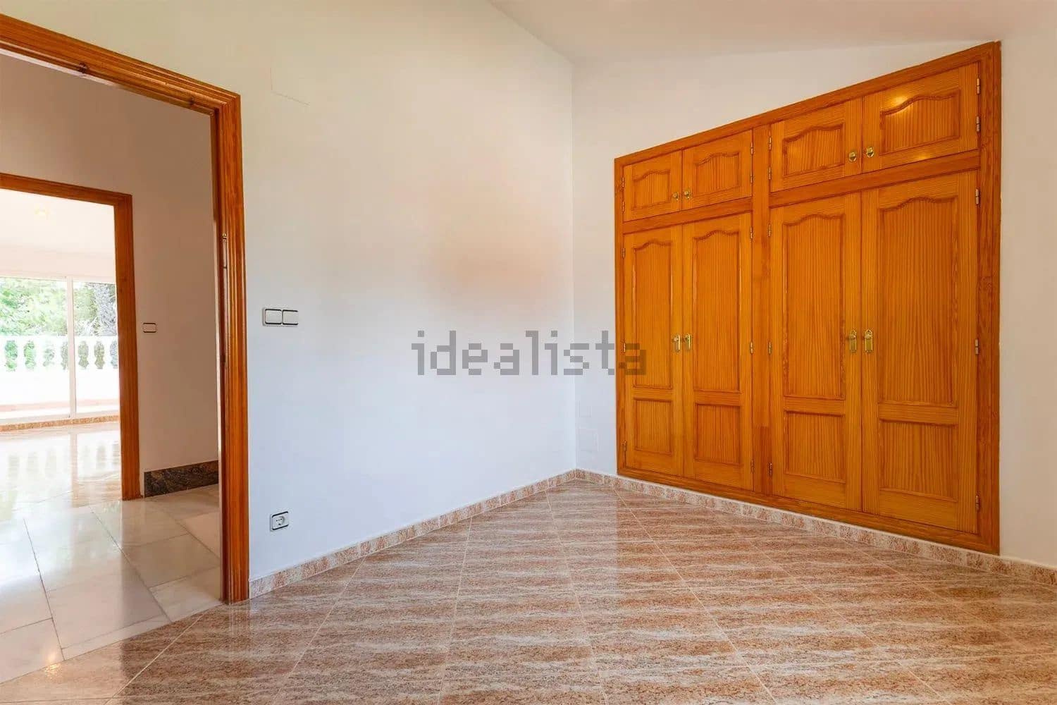 5 bedroom Villa for sale in Orihuela with pool garage - € 369,999 (Ref: 9346890)