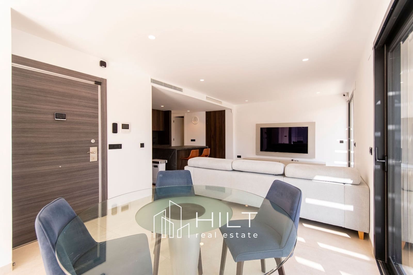 3 makuuhuone Kattohuoneisto myytävänä paikassa Torrevieja mukana 
autotalli - 599 999 € (Ref: 9346891)