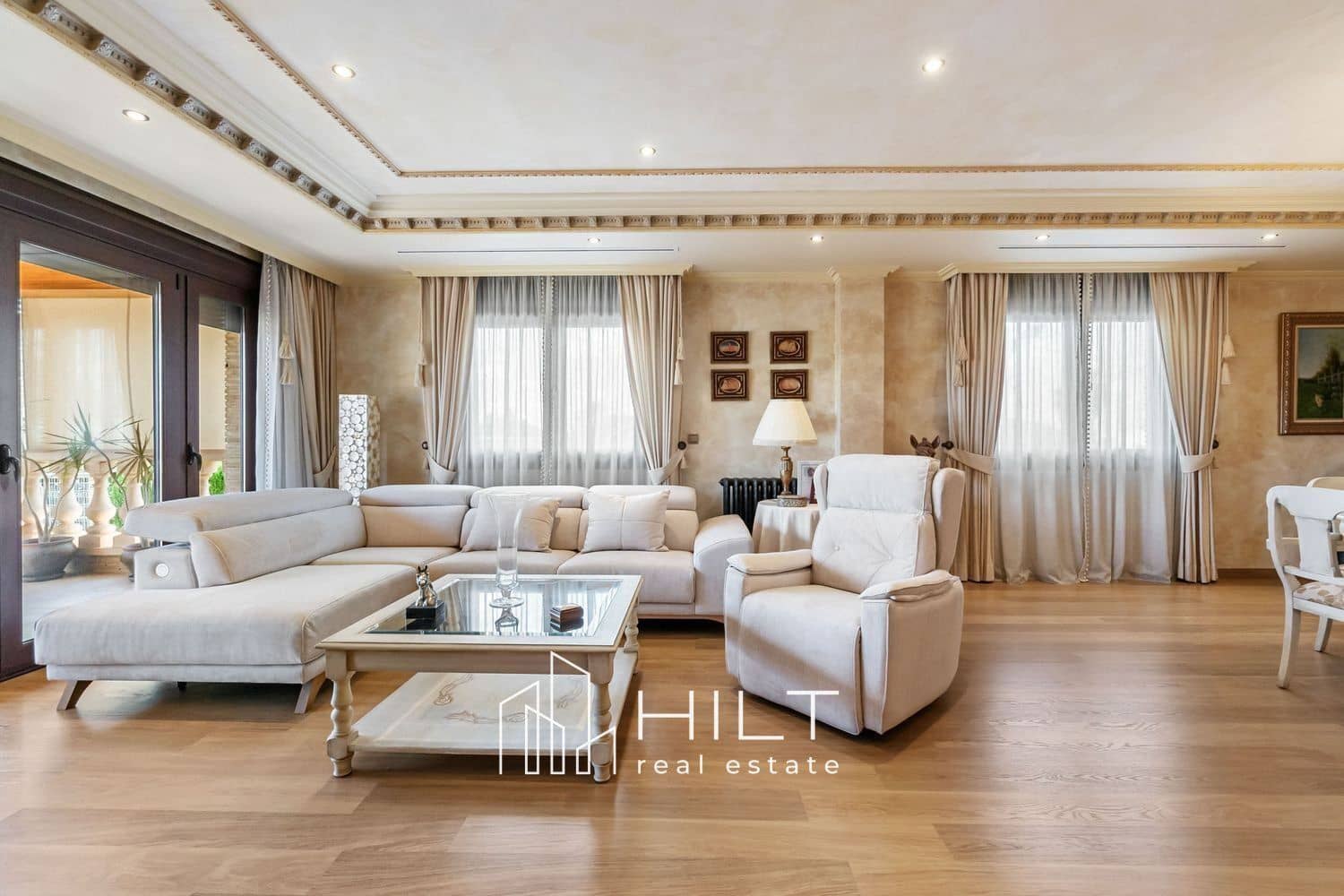 5 sovrum Villa till salu i Almoradi med pool garage - 649 999 € (Ref: 9356685)