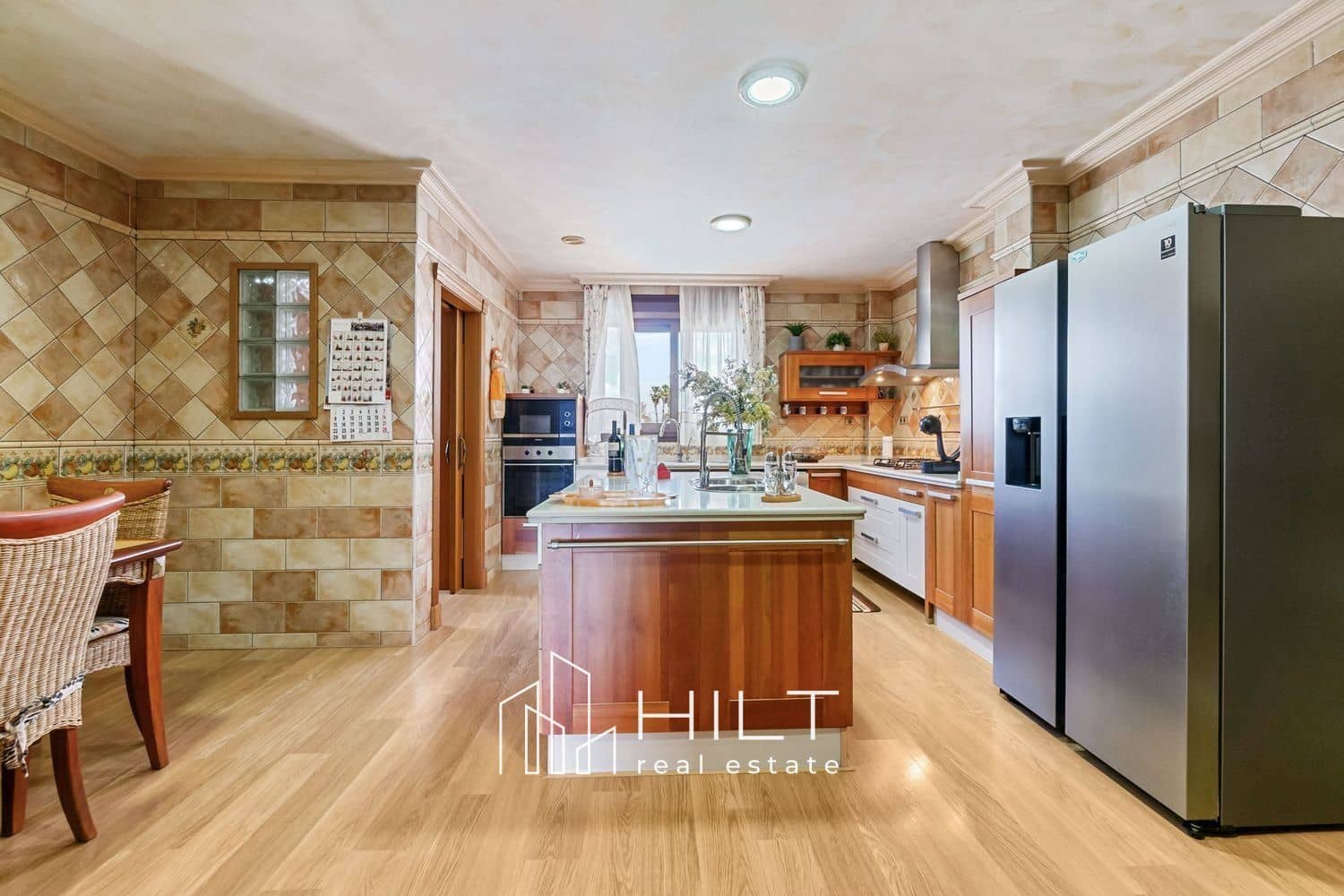 5 bedroom Villa for sale in Orihuela with pool garage - € 649,999 (Ref: 9366991)