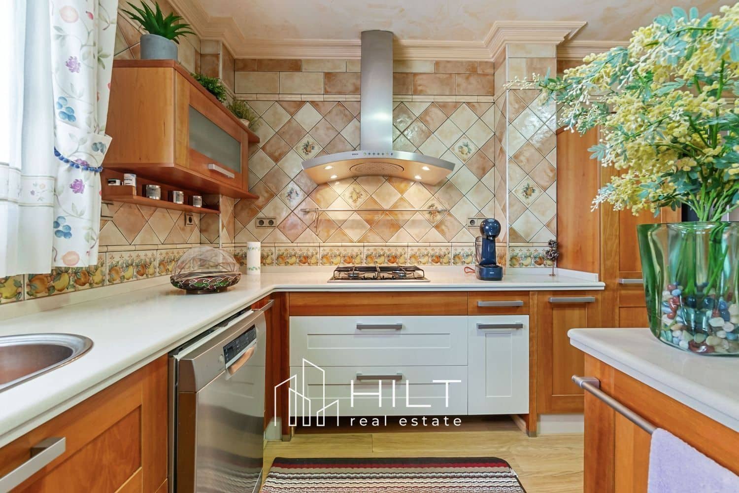 5 bedroom Villa for sale in Orihuela with pool garage - € 649,999 (Ref: 9366991)