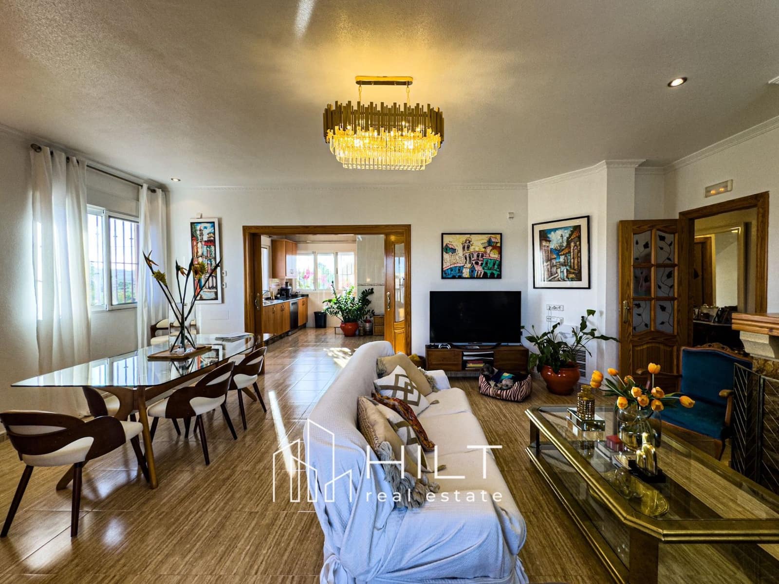 5 makuuhuone Huvila myytävänä paikassa Fortuna mukana uima-altaan 
autotalli - 314 999 € (Ref: 9378769)