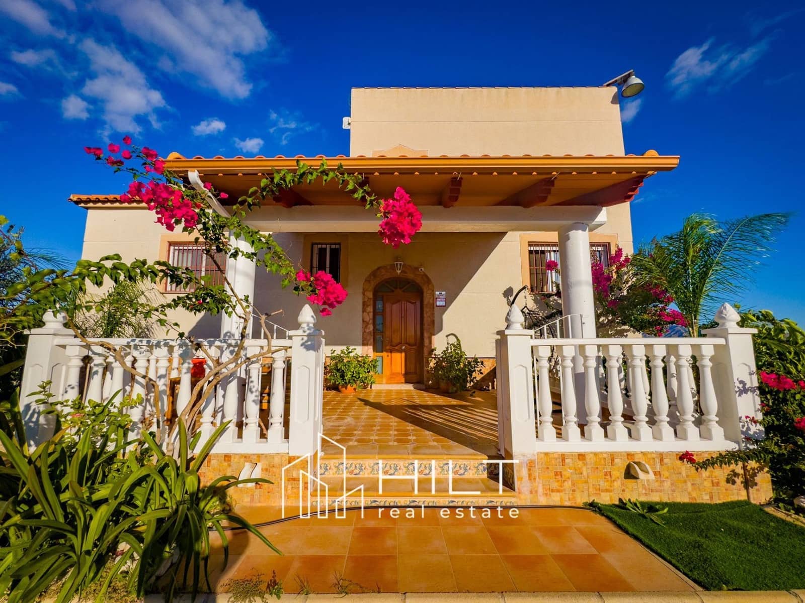 5 makuuhuone Huvila myytävänä paikassa Fortuna mukana uima-altaan 
autotalli - 314 999 € (Ref: 9378769)