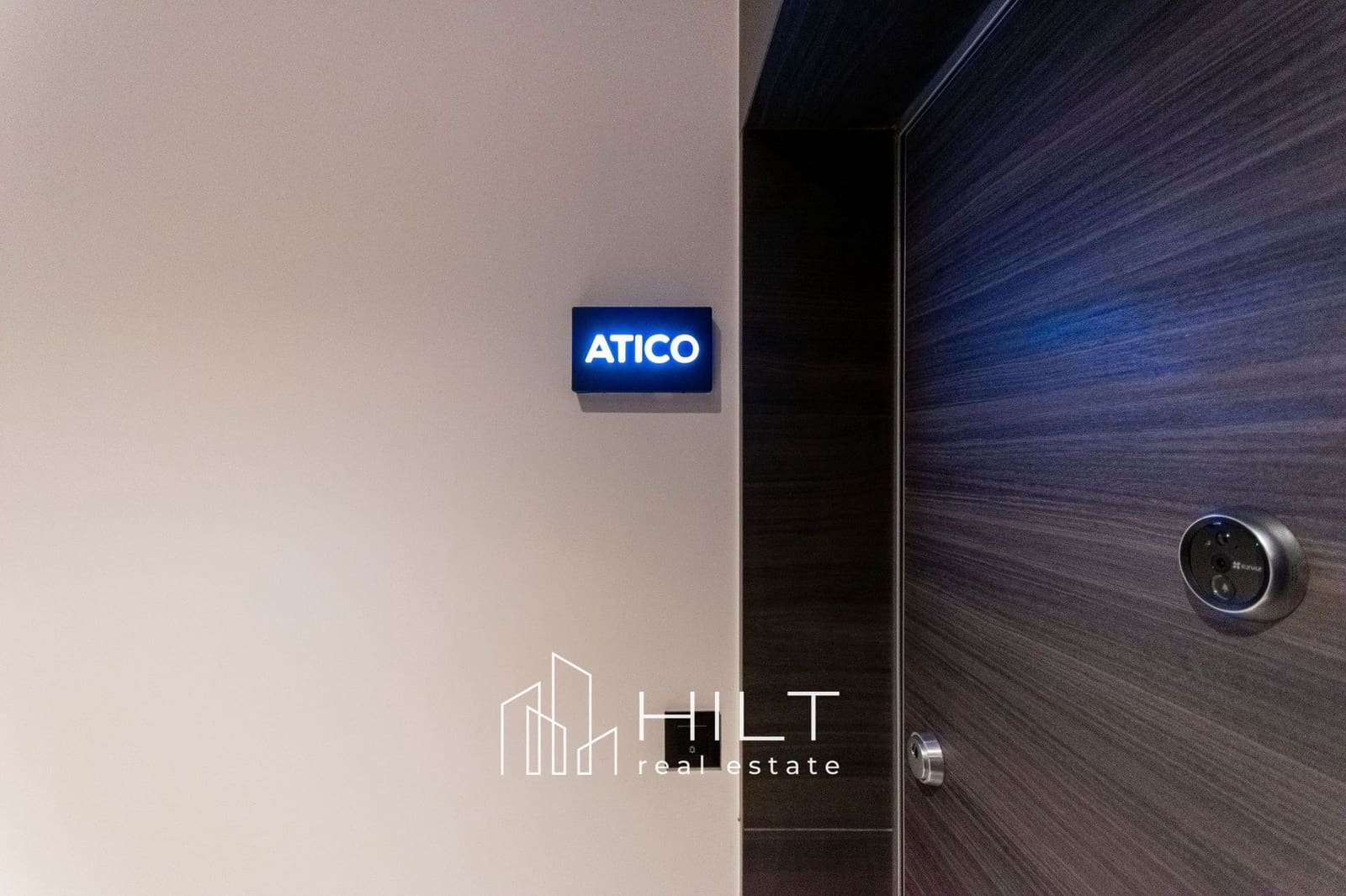 3 bedroom Villa for sale in Torrevieja with garage - € 599,999 (Ref: 9400446)