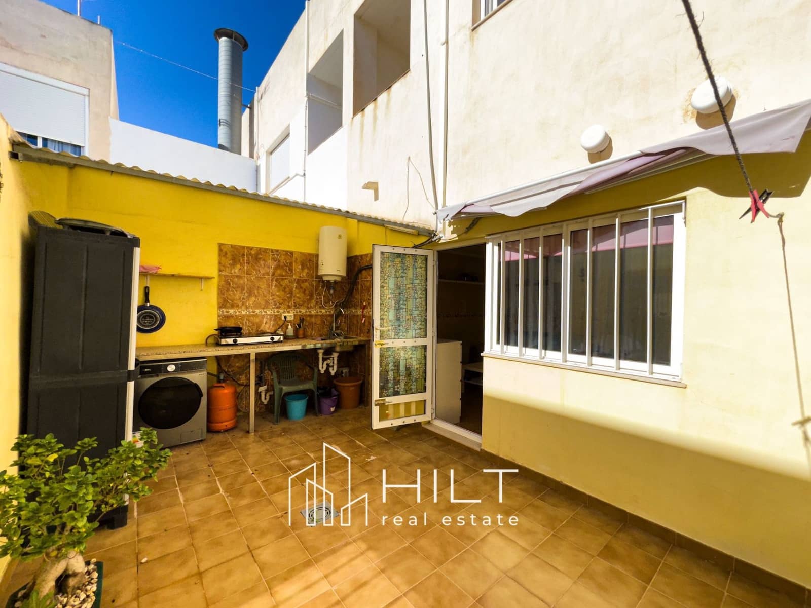 3 bedroom Villa for sale in La Murada with garage - € 188,000 (Ref: 9402966)