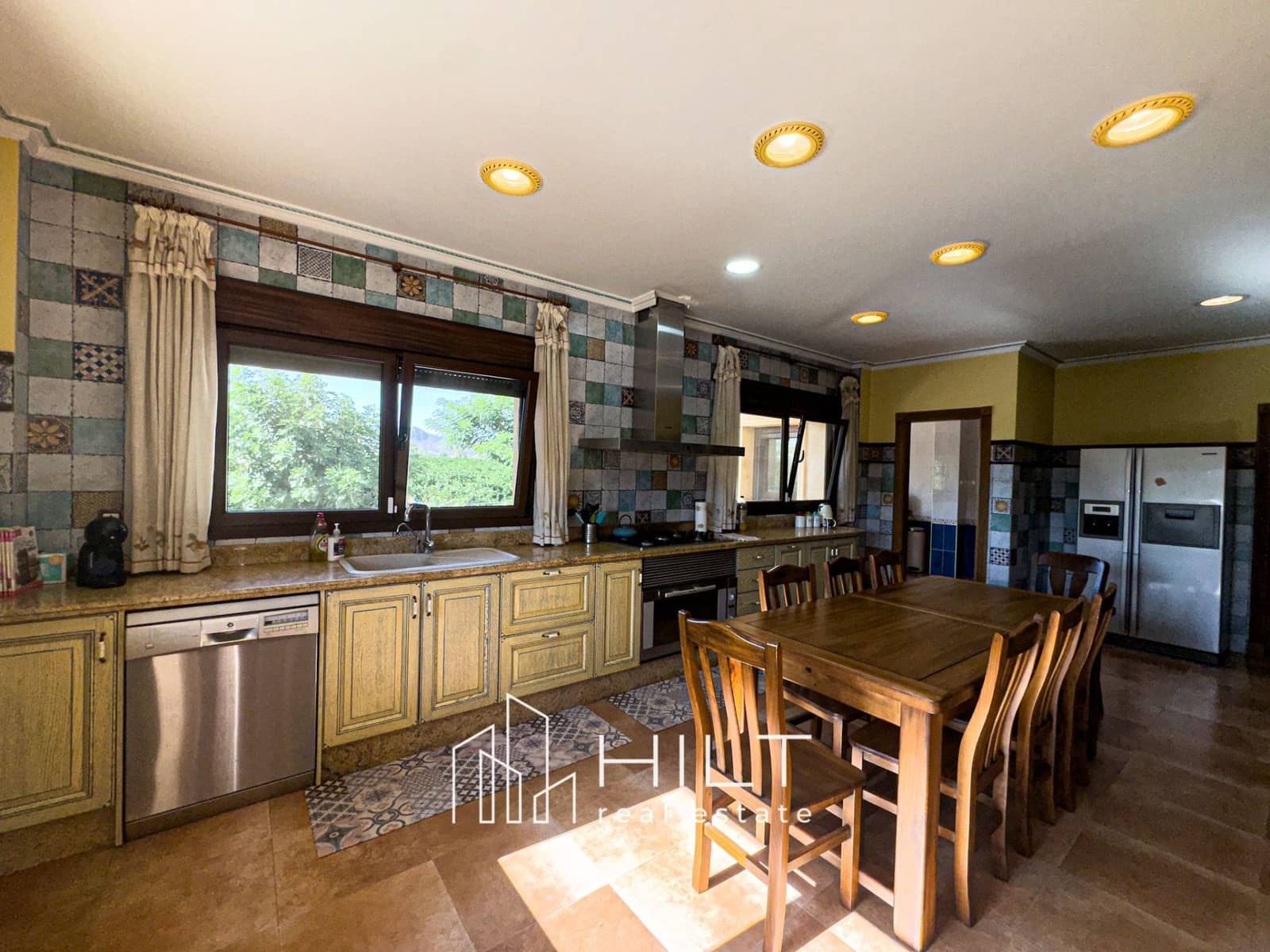 5 bedroom Villa for sale in Orihuela with pool garage - € 673,900 (Ref: 9410645)