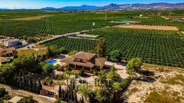 5 soverom Villa til salgs i Orihuela med svømmebasseng garasje - € 673 900 (Ref: 9410645)