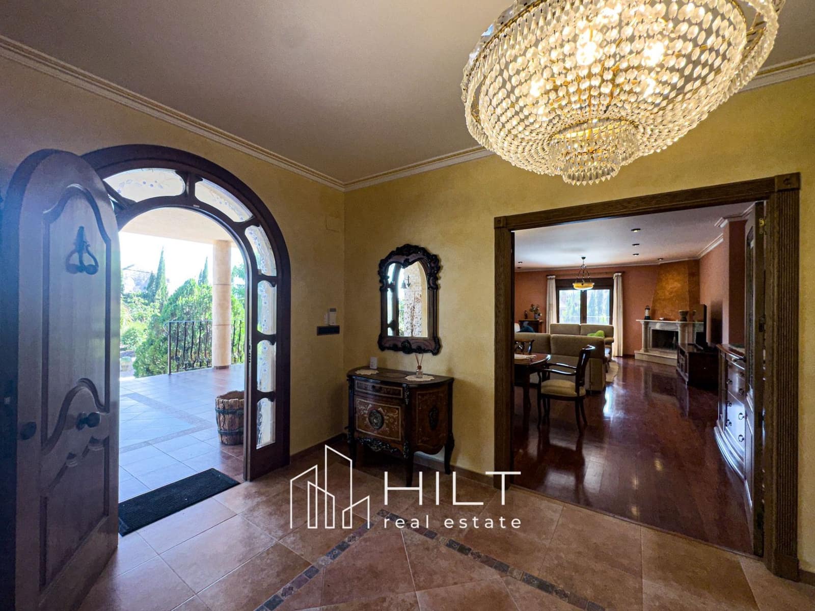 5 bedroom Villa for sale in Orihuela with pool garage - € 673,900 (Ref: 9410645)