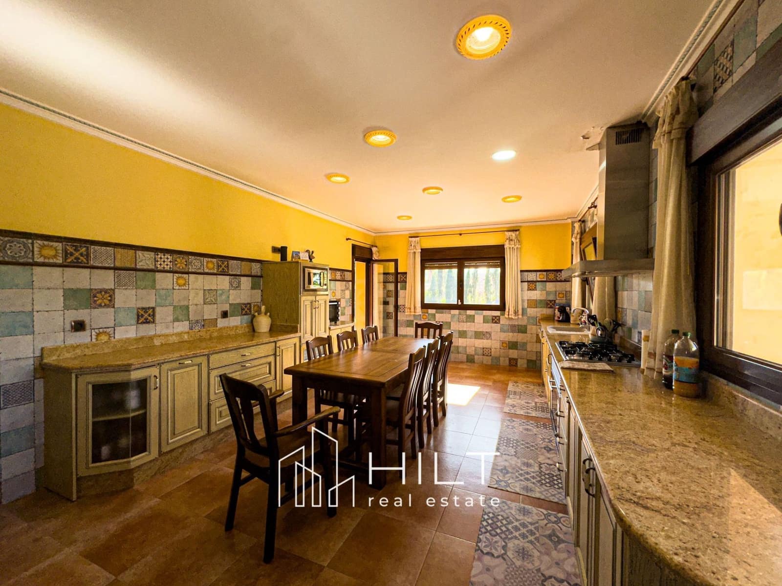 5 bedroom Villa for sale in Orihuela with pool garage - € 673,900 (Ref: 9410645)