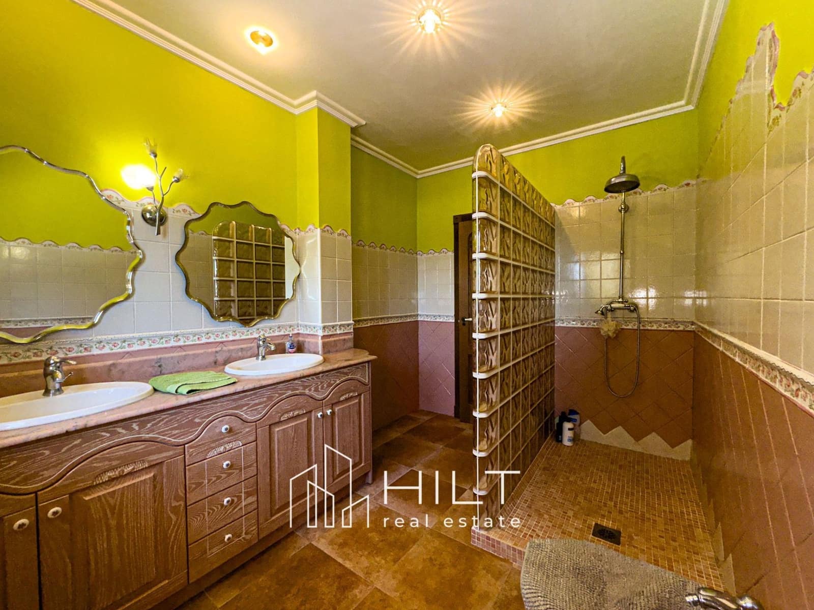 5 bedroom Villa for sale in Orihuela with pool garage - € 673,900 (Ref: 9410645)