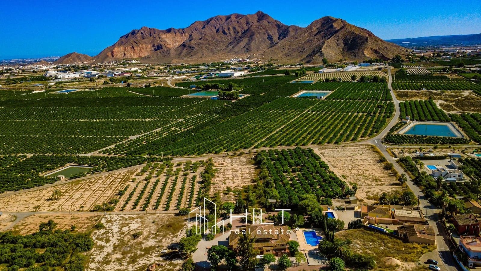 5 bedroom Villa for sale in Orihuela with pool garage - € 673,900 (Ref: 9410645)