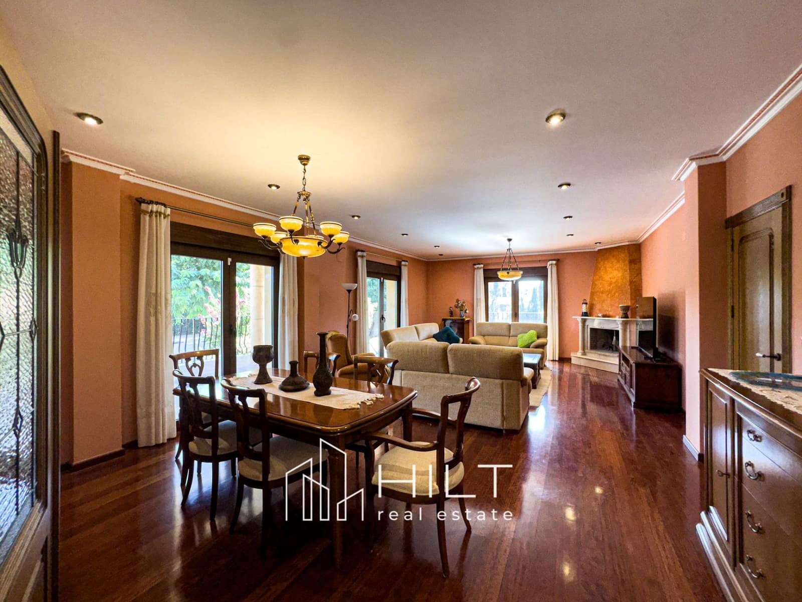 5 bedroom Villa for sale in Orihuela with pool garage - € 673,900 (Ref: 9410645)