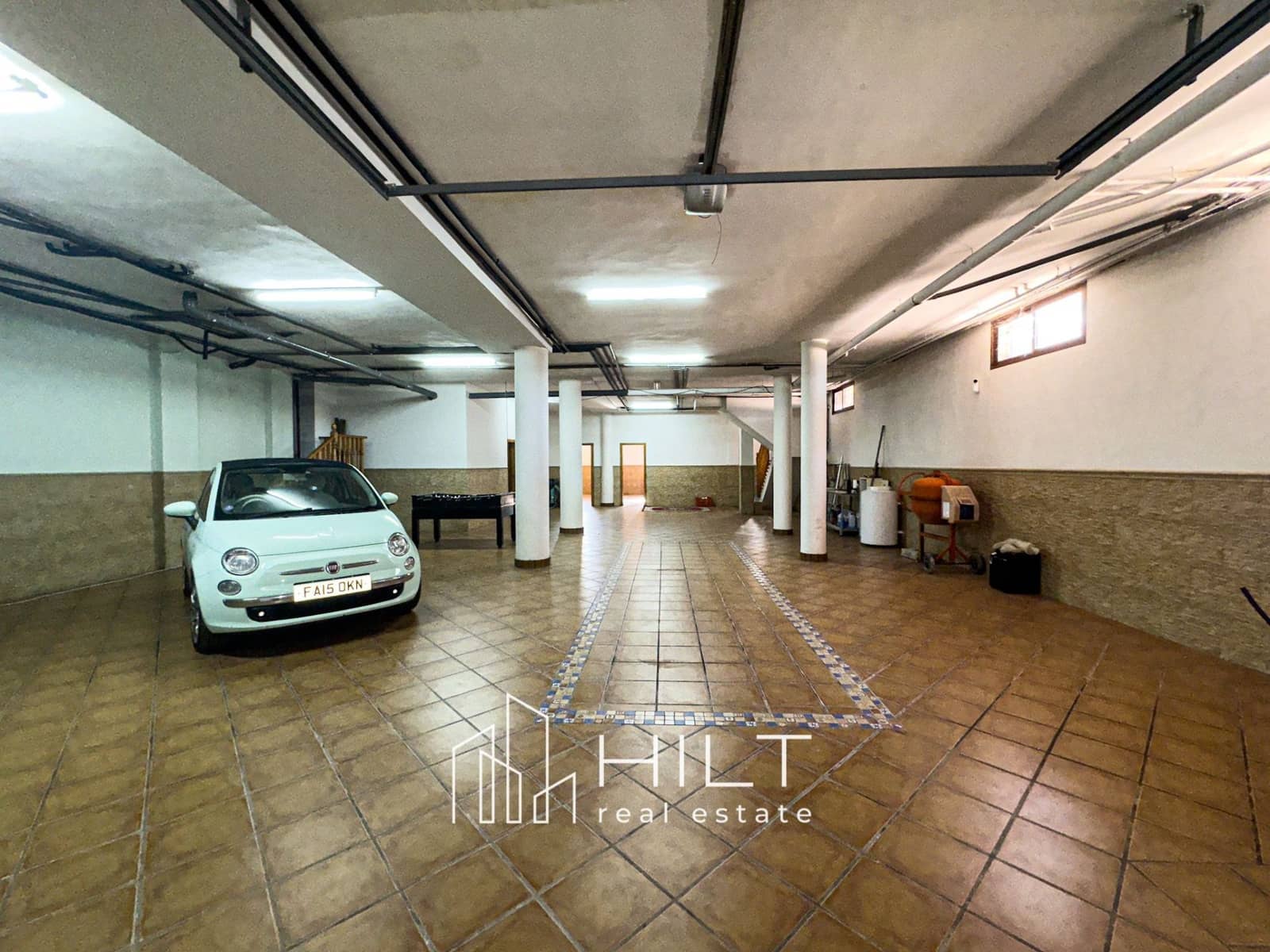 5 bedroom Villa for sale in Orihuela with pool garage - € 673,900 (Ref: 9410645)