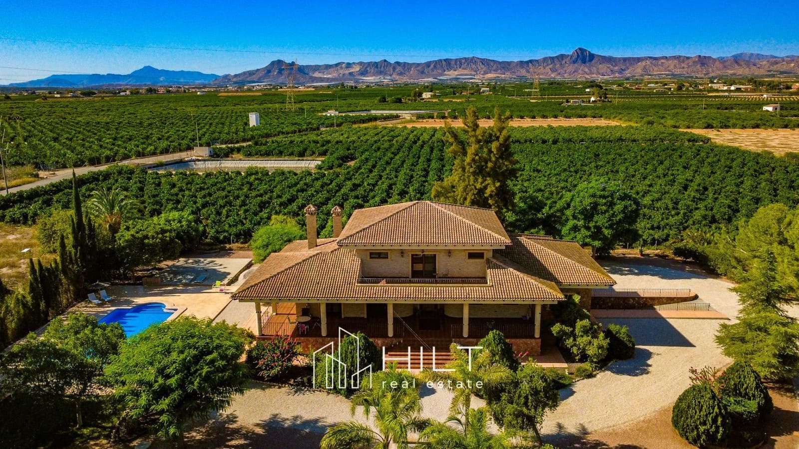 5 bedroom Villa for sale in Orihuela with pool garage - € 673,900 (Ref: 9410645)