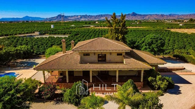 5 soverom Villa til salgs i Orihuela med svømmebasseng garasje - € 673 900 (Ref: 9410645)