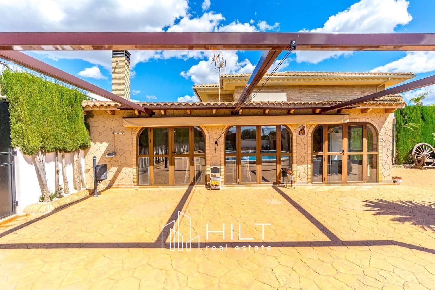 5 Zimmer Villa zu verkaufen in Orihuela mit Pool Garage - 649.999 € (Ref: 9415600)