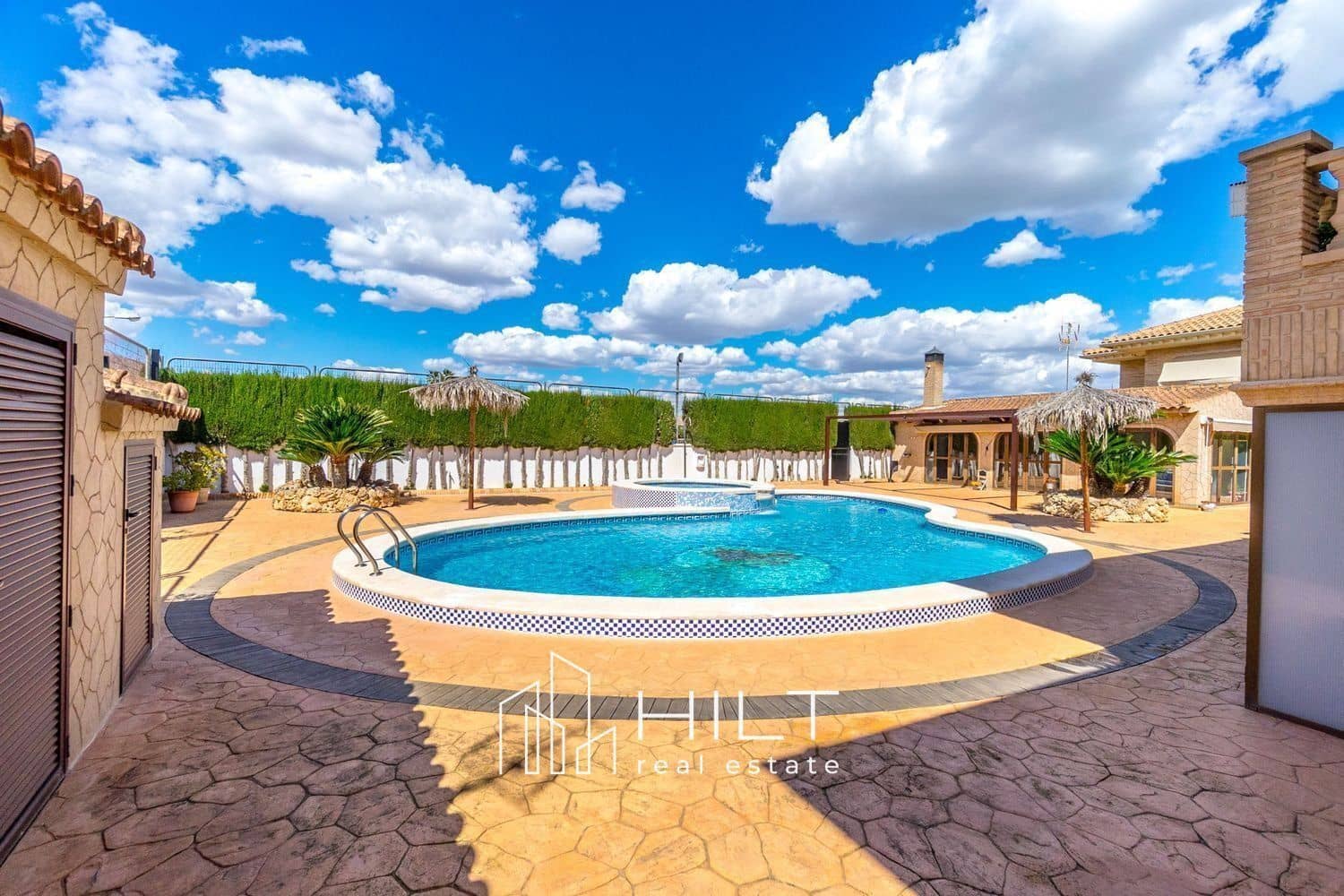 5 Zimmer Villa zu verkaufen in Orihuela mit Pool Garage - 649.999 € (Ref: 9415600)