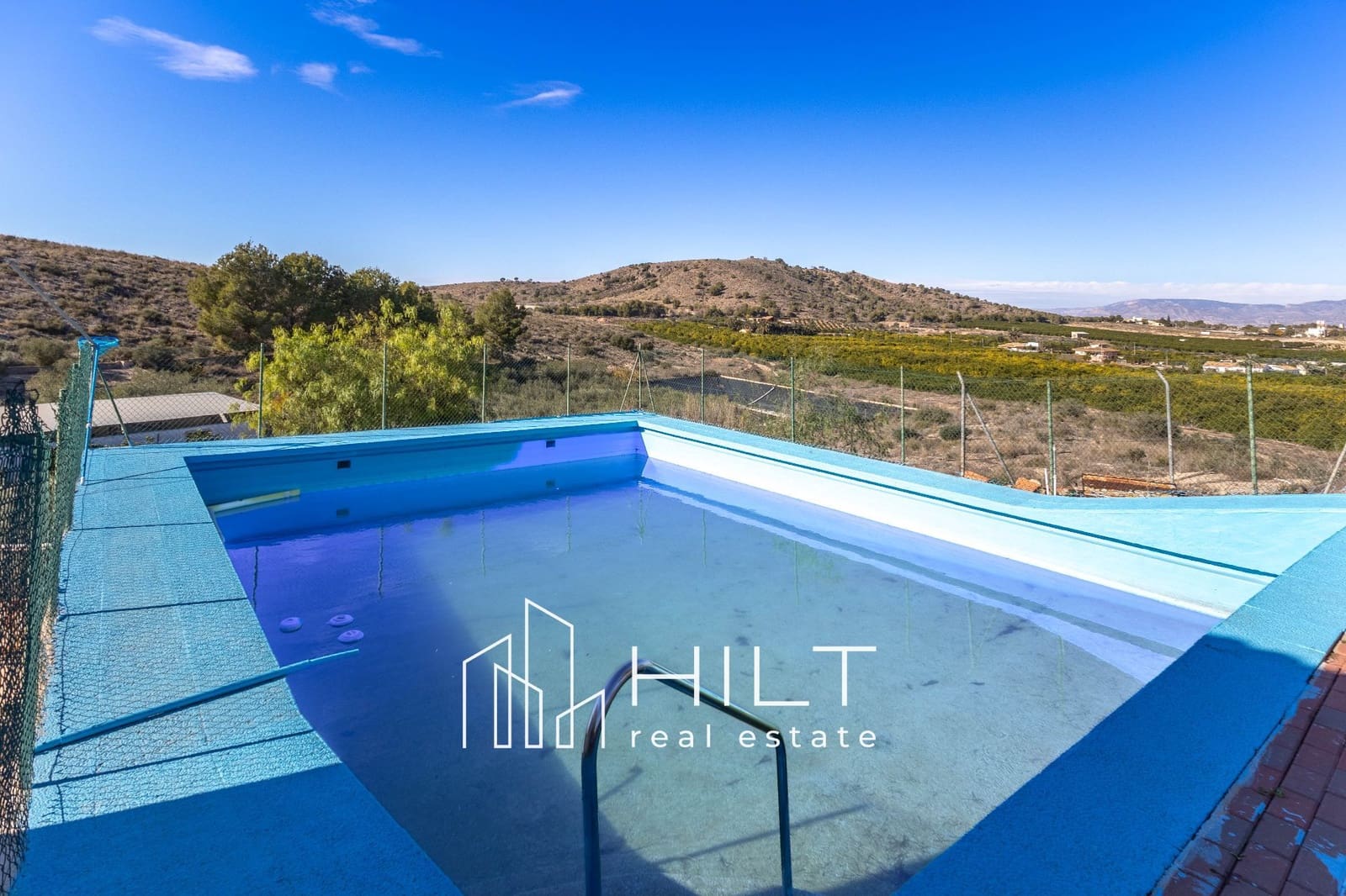 4 soveværelse Villa til salg i Fortuna med swimmingpool garage - € 369.999 (Ref: 9445867)