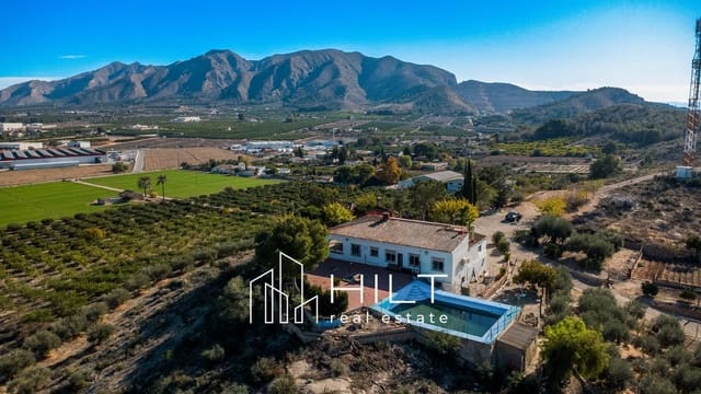 4 soveværelse Villa til salg i Fortuna med swimmingpool garage - € 369.999 (Ref: 9445867)