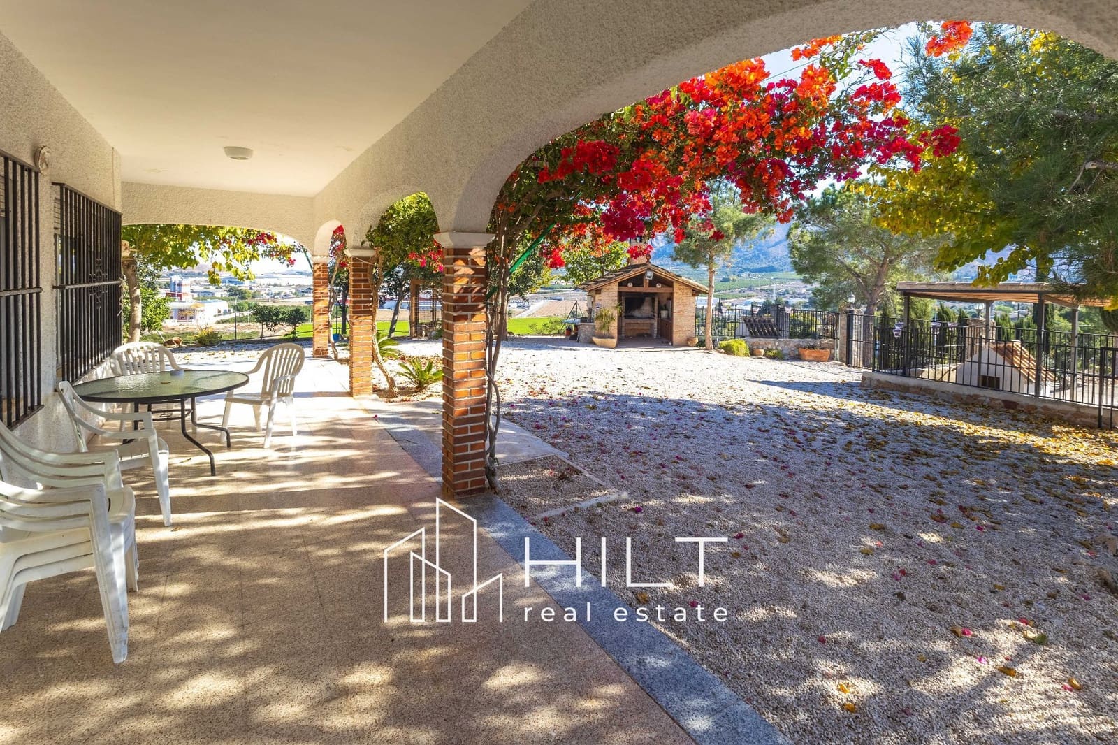 4 soveværelse Villa til salg i Fortuna med swimmingpool garage - € 369.999 (Ref: 9445867)