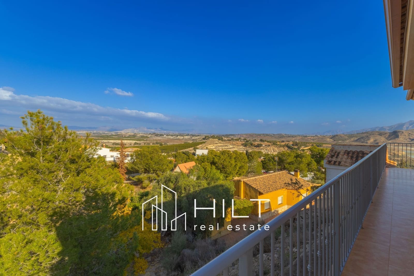 4 Zimmer Villa zu verkaufen in Fortuna mit Pool Garage - 269.999 € (Ref: 9455921)