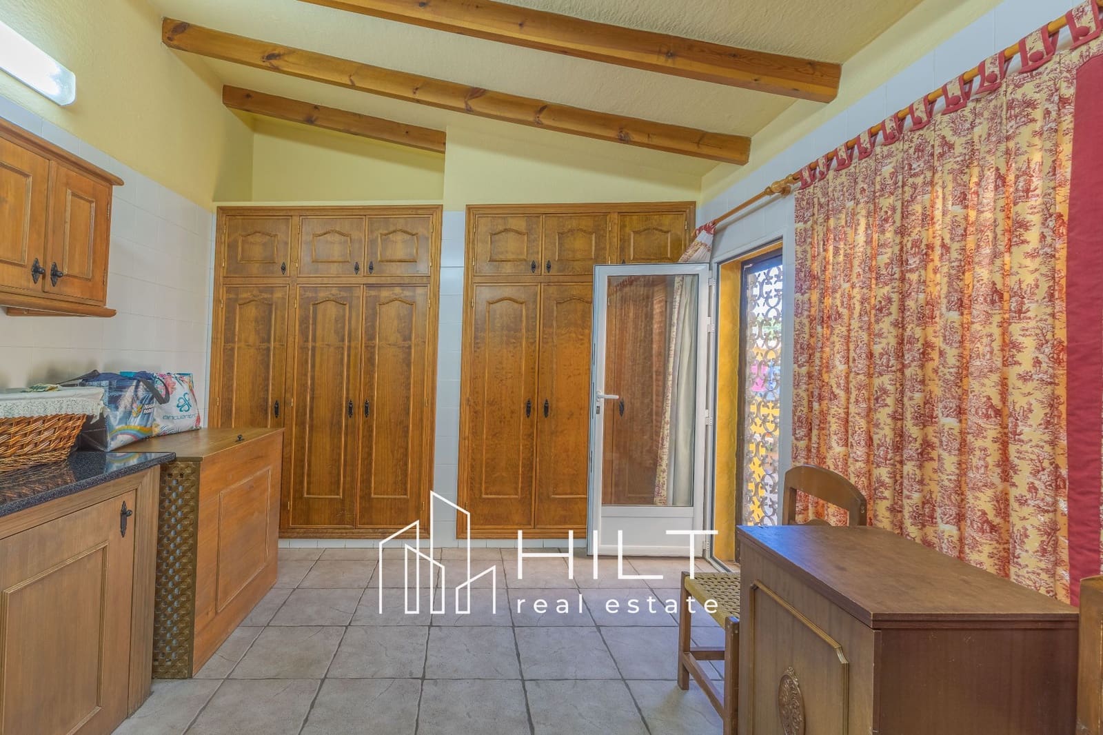 4 makuuhuone Huvila myytävänä paikassa Bigastro mukana uima-altaan 
autotalli - 454 899 € (Ref: 9518486)