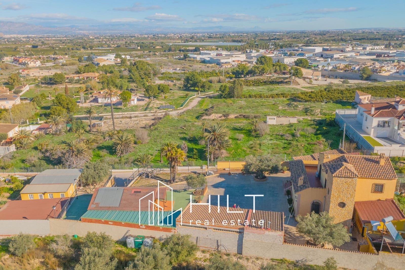 4 makuuhuone Huvila myytävänä paikassa Bigastro mukana uima-altaan 
autotalli - 454 899 € (Ref: 9518486)