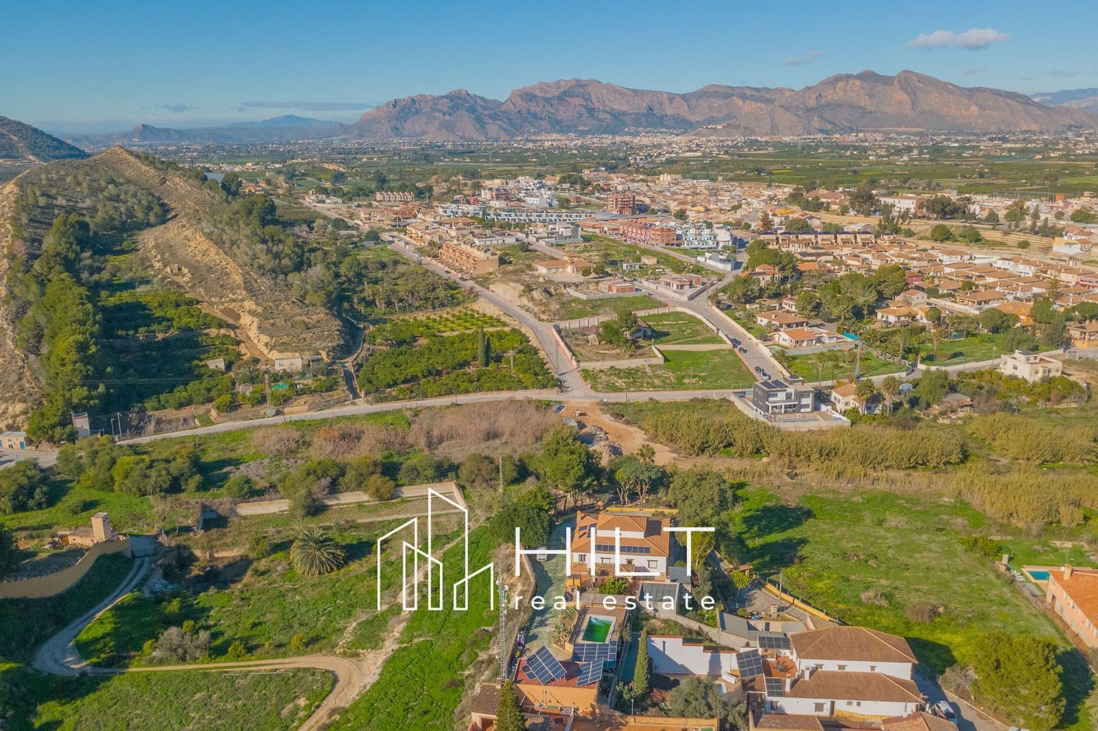 4 makuuhuone Huvila myytävänä paikassa Bigastro mukana uima-altaan 
autotalli - 454 899 € (Ref: 9518486)