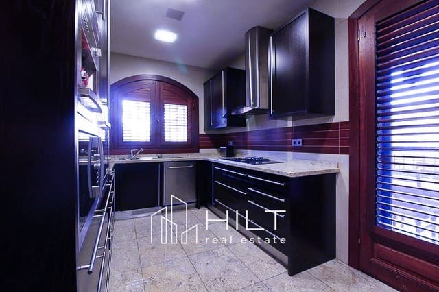 Chalet de 6 habitaciones en Orihuela Costa, Orihuela en venta con piscina garaje - 1.254.999 € (Ref: 9526185)