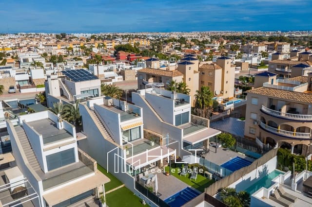3 soverom Villa til salgs i Orihuela Costa, Orihuela med svømmebasseng garasje - € 509 999 (Ref: 9543105)
