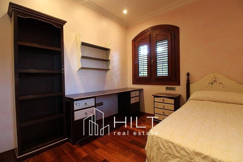 6 quarto Moradia para venda em Orihuela Costa com piscina garagem - 1 254 999 € (Ref: 9570707)