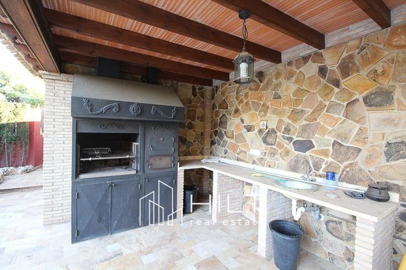 6 quarto Moradia para venda em Orihuela Costa com piscina garagem - 1 254 999 € (Ref: 9570707)