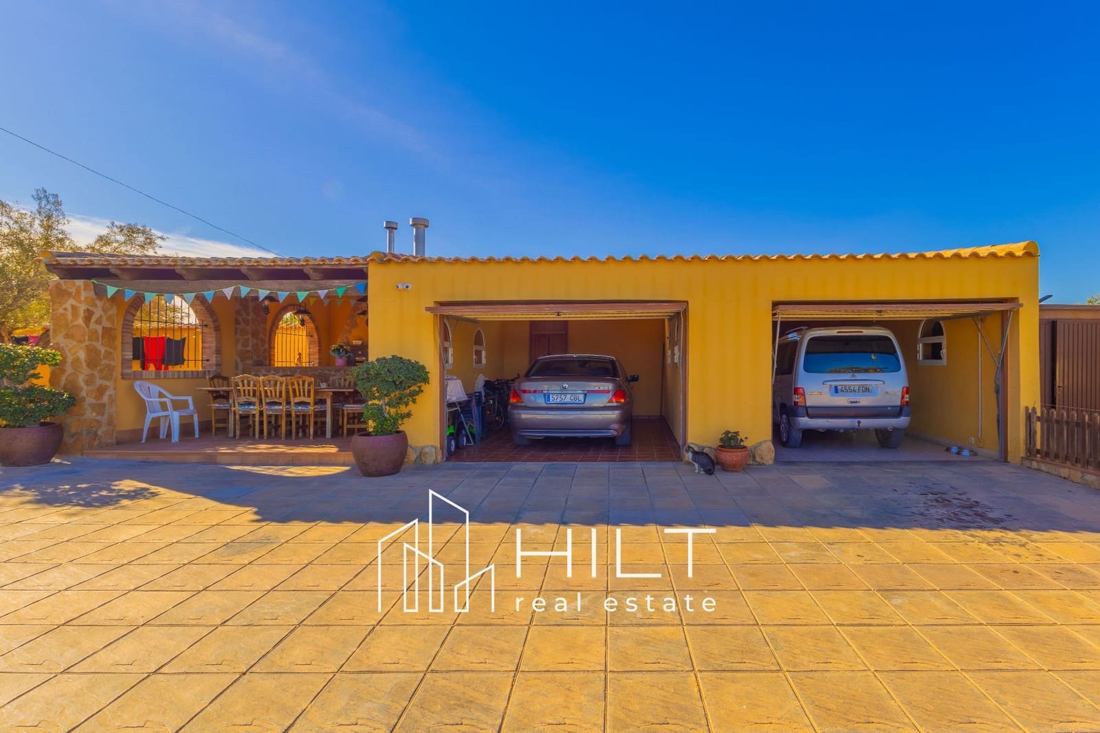 Chalet de 4 habitaciones en Orihuela en venta con piscina garaje - 454.899 € (Ref: 9570708)
