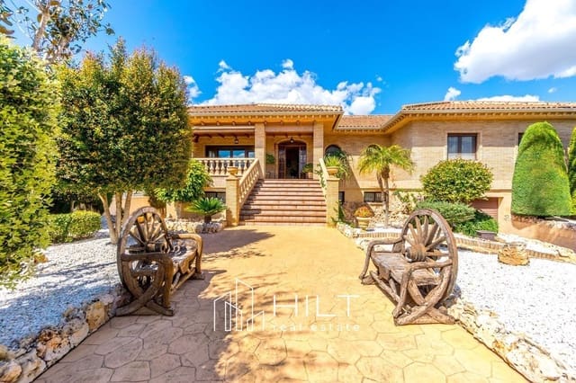 5 sovrum Villa till salu i Almoradí med pool garage - 649 999 € (Ref: 9570710)