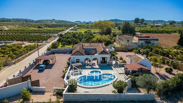 5 soveværelse Villa til salg i Orihuela med swimmingpool garage - € 594.999 (Ref: 9610858)