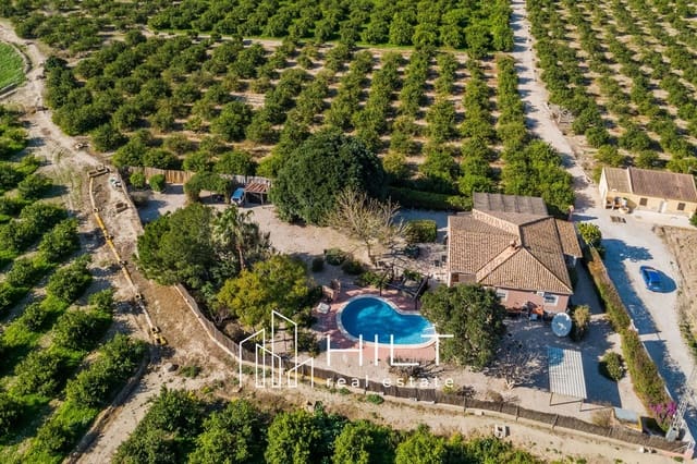 3 sovrum Villa till salu i Orihuela med pool garage - 349 999 € (Ref: 9614771)