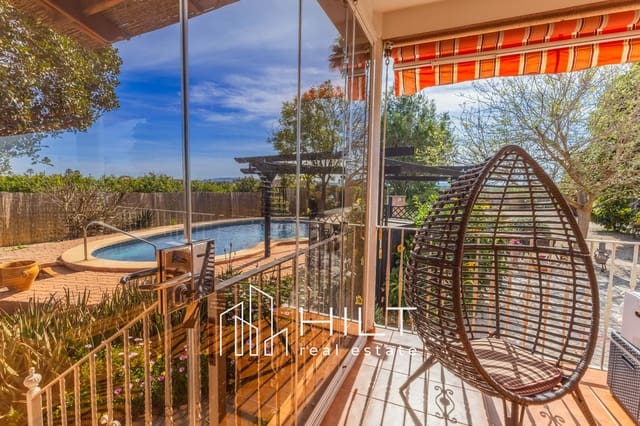 3 sovrum Villa till salu i Orihuela med pool garage - 349 999 € (Ref: 9614771)